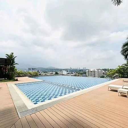 Group-Friendly Cebu Condo With Mall Access