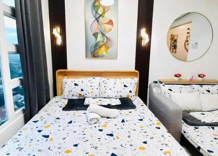 Aparthotel Group-friendly With Mall Access