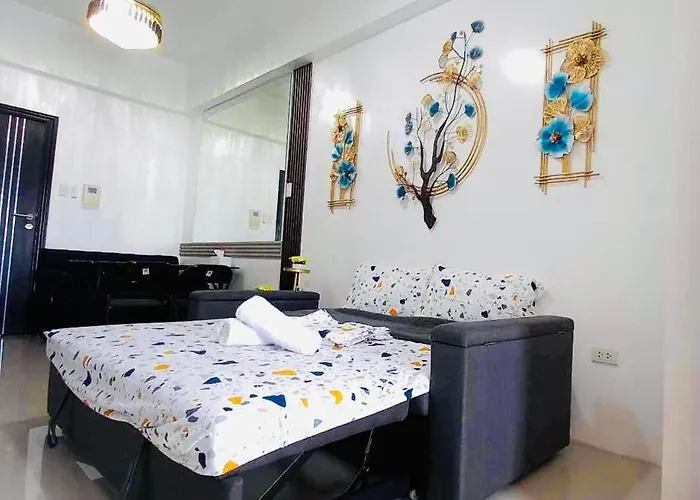 Group-friendly With Mall Access Aparthotel