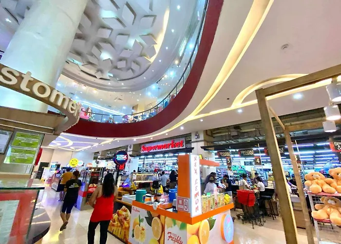 Group-friendly With Mall Access