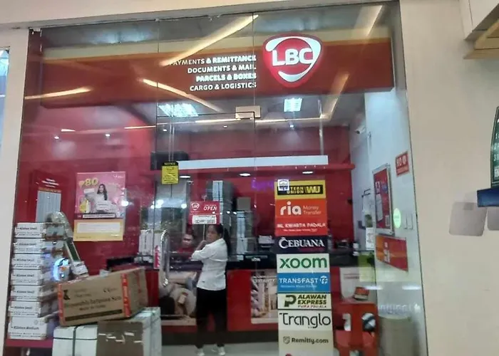 Group-friendly With Mall Access Aparthotel Cebu